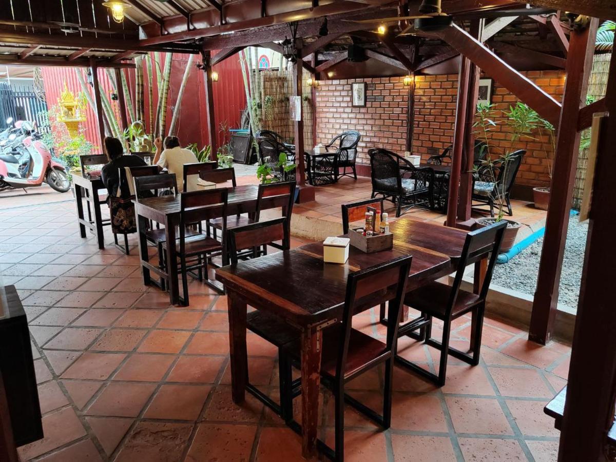 Soben Cafe Guesthouse & Restaurant Сиемрип Экстерьер фото