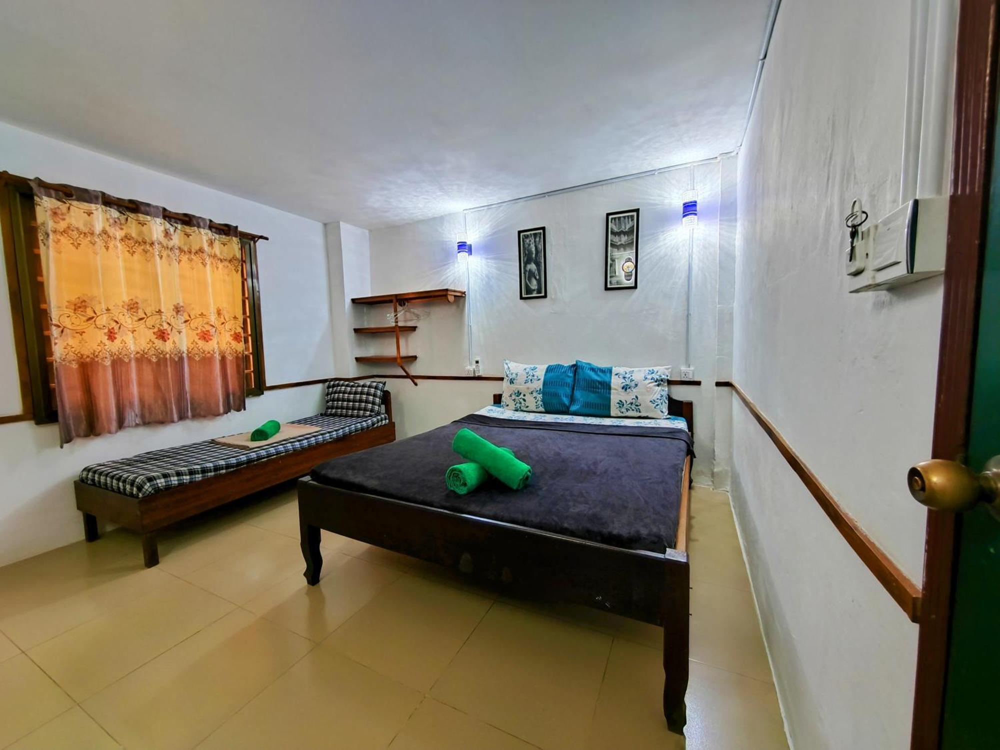 Soben Cafe Guesthouse & Restaurant Сиемрип Номер фото